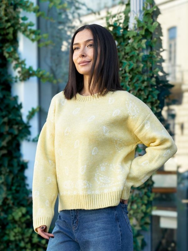 Женский свитер вязаный с узором Floral Sweater желтый