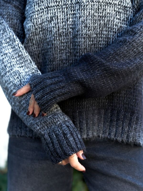 Женский свитер теплый вязаный Melange Sweater черный-меланж