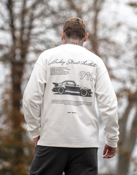 Мужской лонгслив оверсайз трикотажный с принтом Porsche Белый