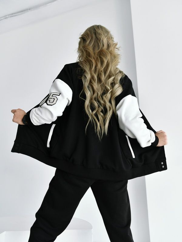 Женская кофта Бомбер на кнопках TM Oversize Petlia 23 Черный с молочным