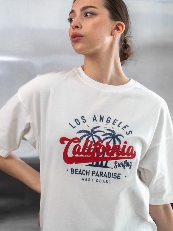 Футболка женская из хлопка с принтом CALIFORNIA teamv Белая