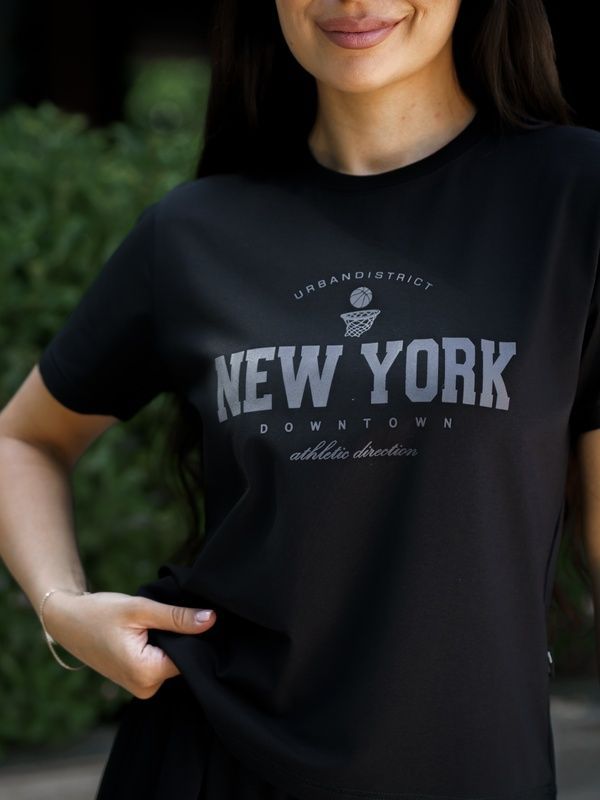 Футболка жіноча з бавовни Teamv New York Чорна
